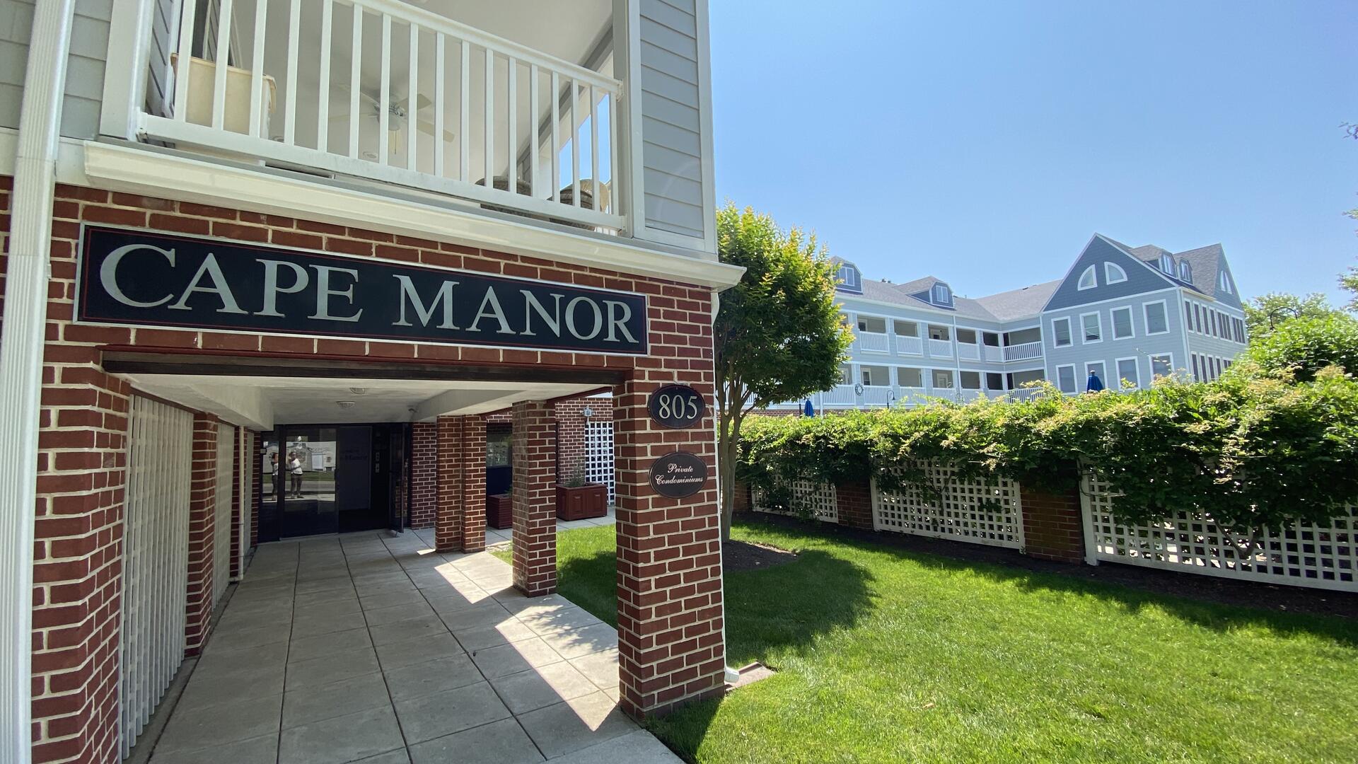 Long & Foster Vacation Rentals-805 Pittsburgh Avenue Unit 210-image-1