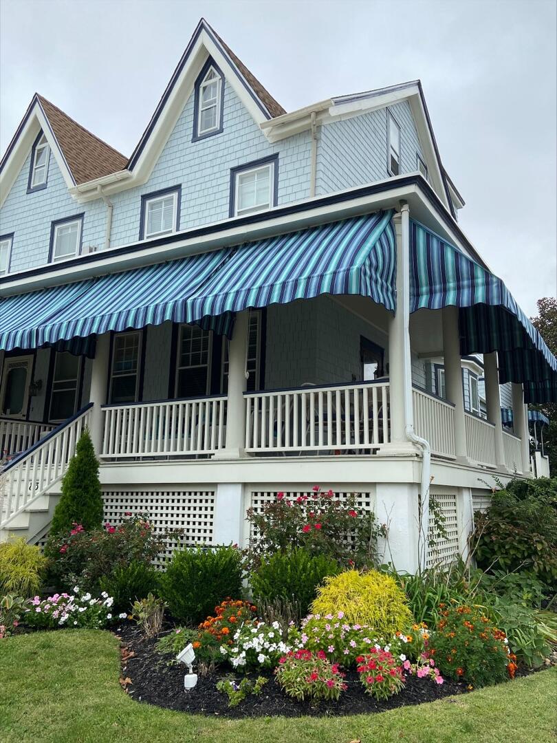 Long & Foster Vacation Rentals-831 Stockton Ave #2-image-1