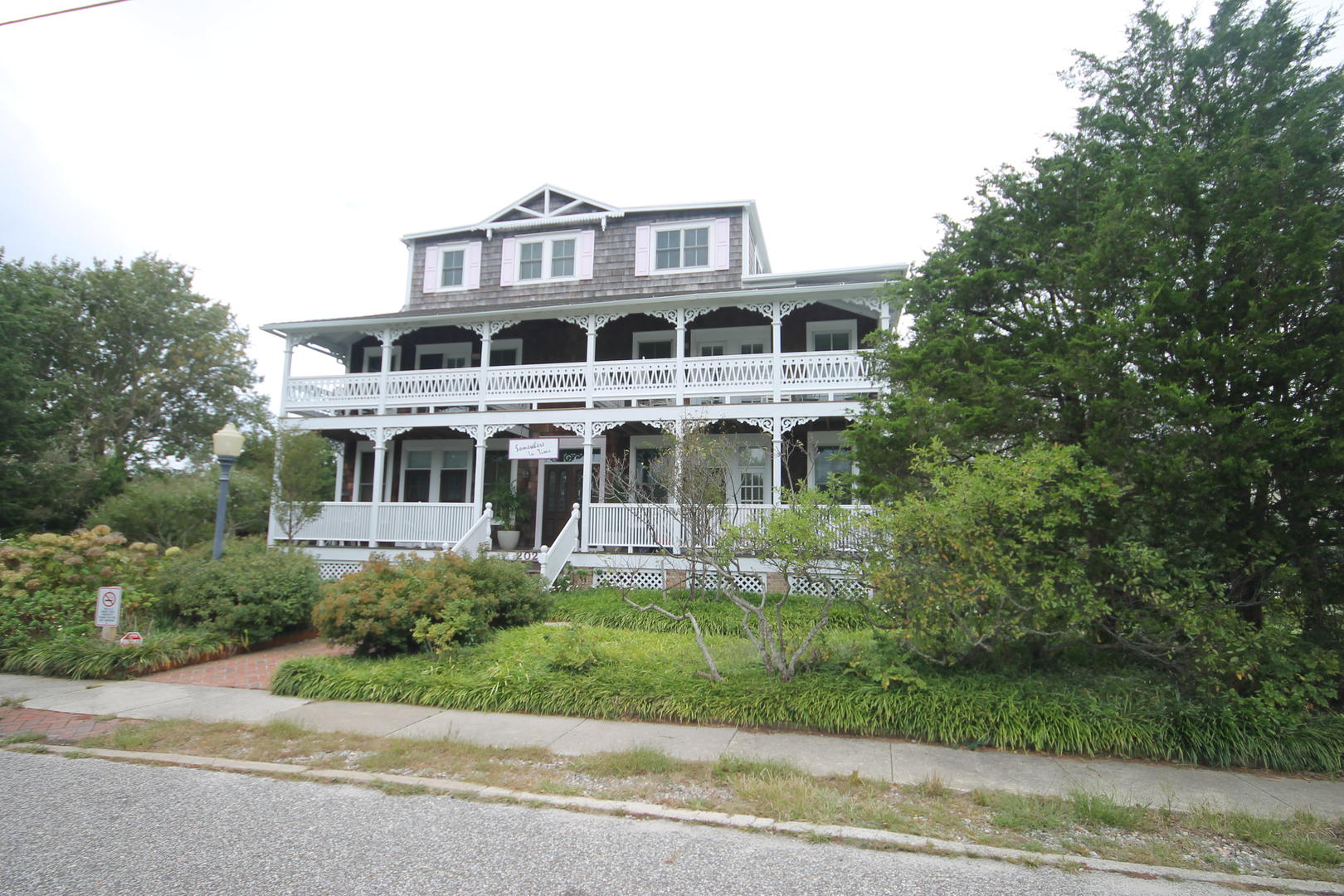 Long & Foster Vacation Rentals-202 Ocean Avenue Unit 1-image-1