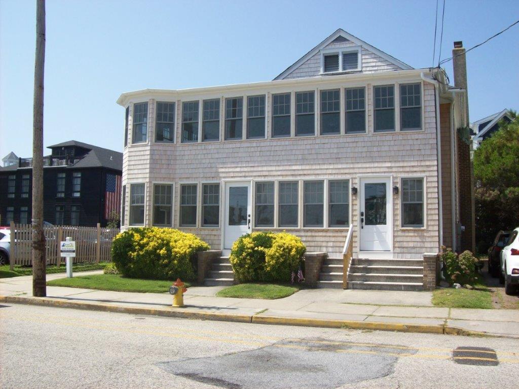 Long & Foster Vacation Rentals-104 Howard Street Unit 1A-image-1