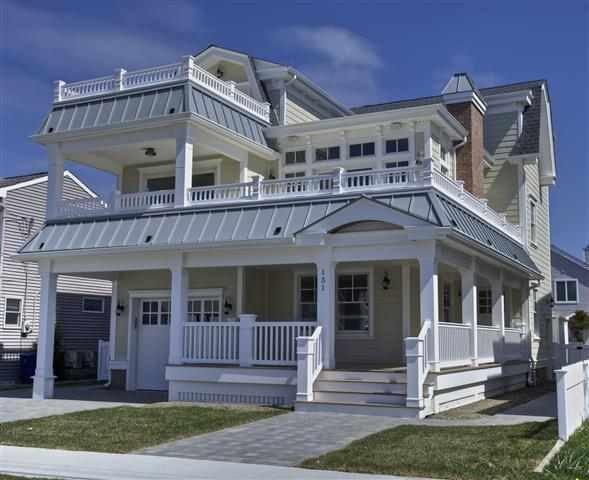 Long & Foster Vacation Rentals-131 9th Street-image-1