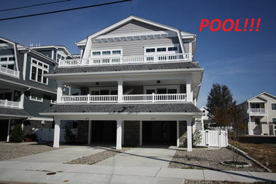 Long & Foster Vacation Rentals-273 26th Street-image-1