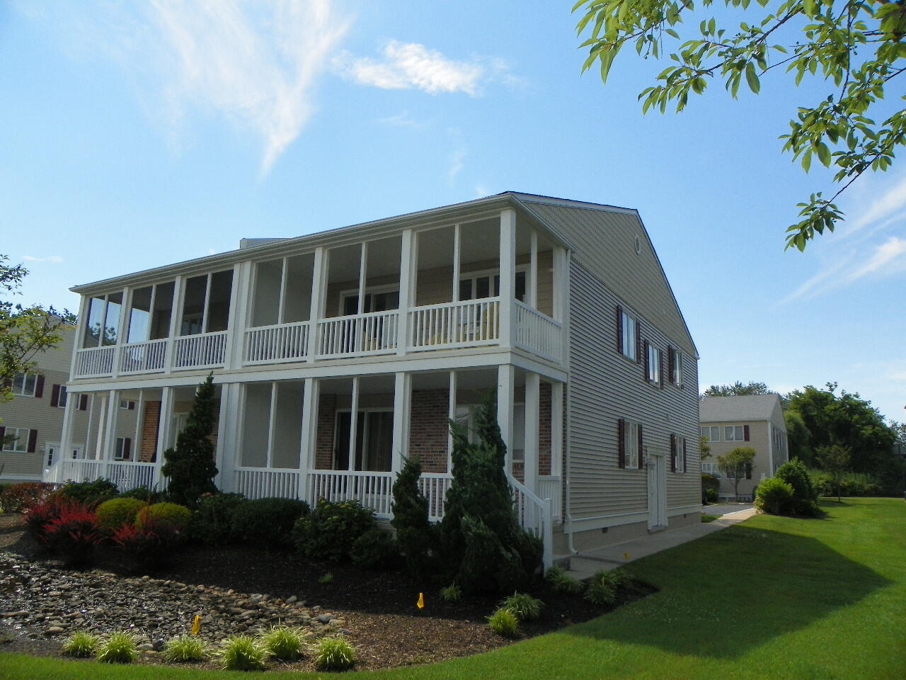 Long & Foster Vacation Rentals-1420 Pennsylvania Ave A3-image-1