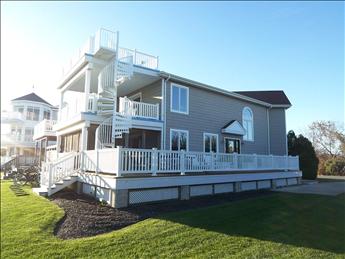 Long & Foster Vacation Rentals-1742 Maryland Ave.-image-1