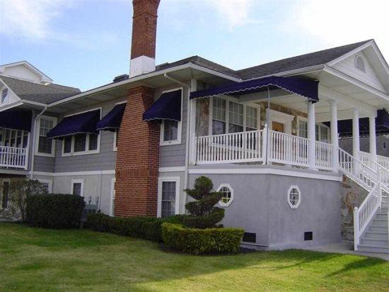 Long & Foster Vacation Rentals-301 E 23rd Avenue Unit B-image-1
