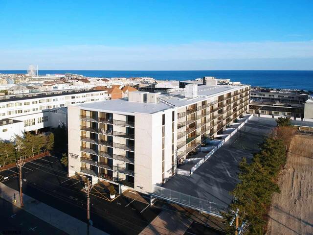 Long & Foster Vacation Rentals-935 Ocean Ave Unit 211-image-1