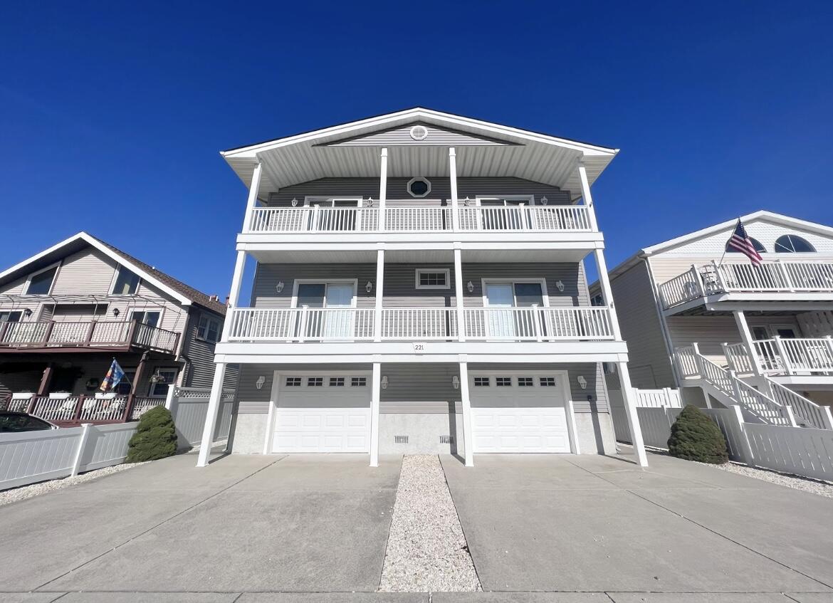 Long & Foster Vacation Rentals-221 76th Street 2nd floor-image-1