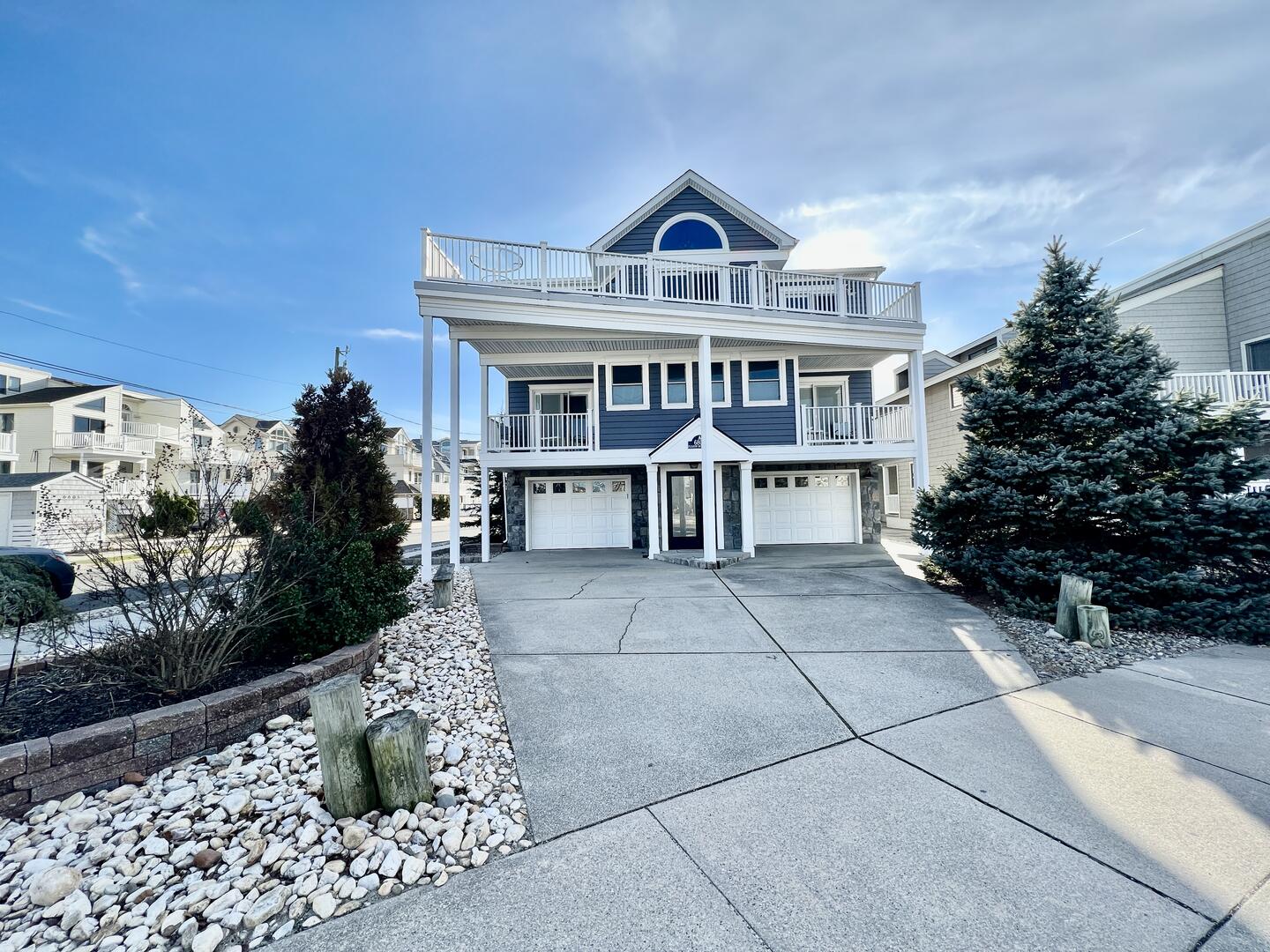 Long & Foster Vacation Rentals-6800 Pleasure Avenue North-image-1