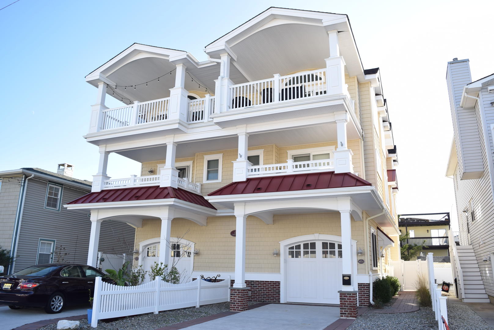 Long & Foster Vacation Rentals-10 72nd Street West-image-1