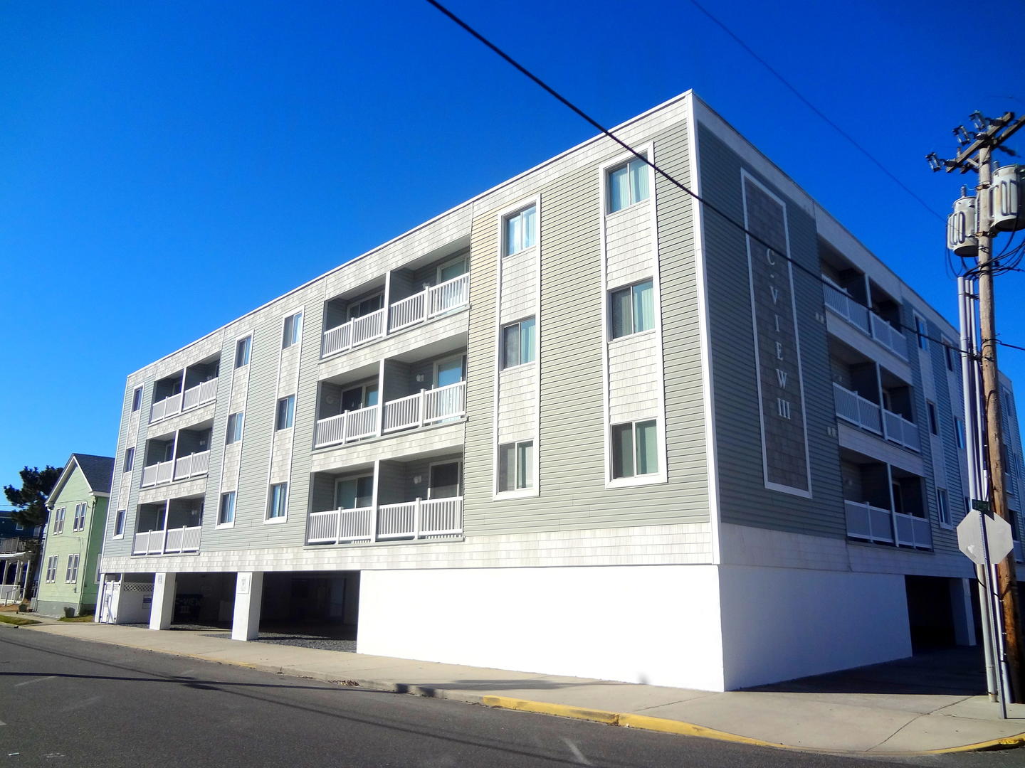 3900 Pleasure Ave. 207-SIC270