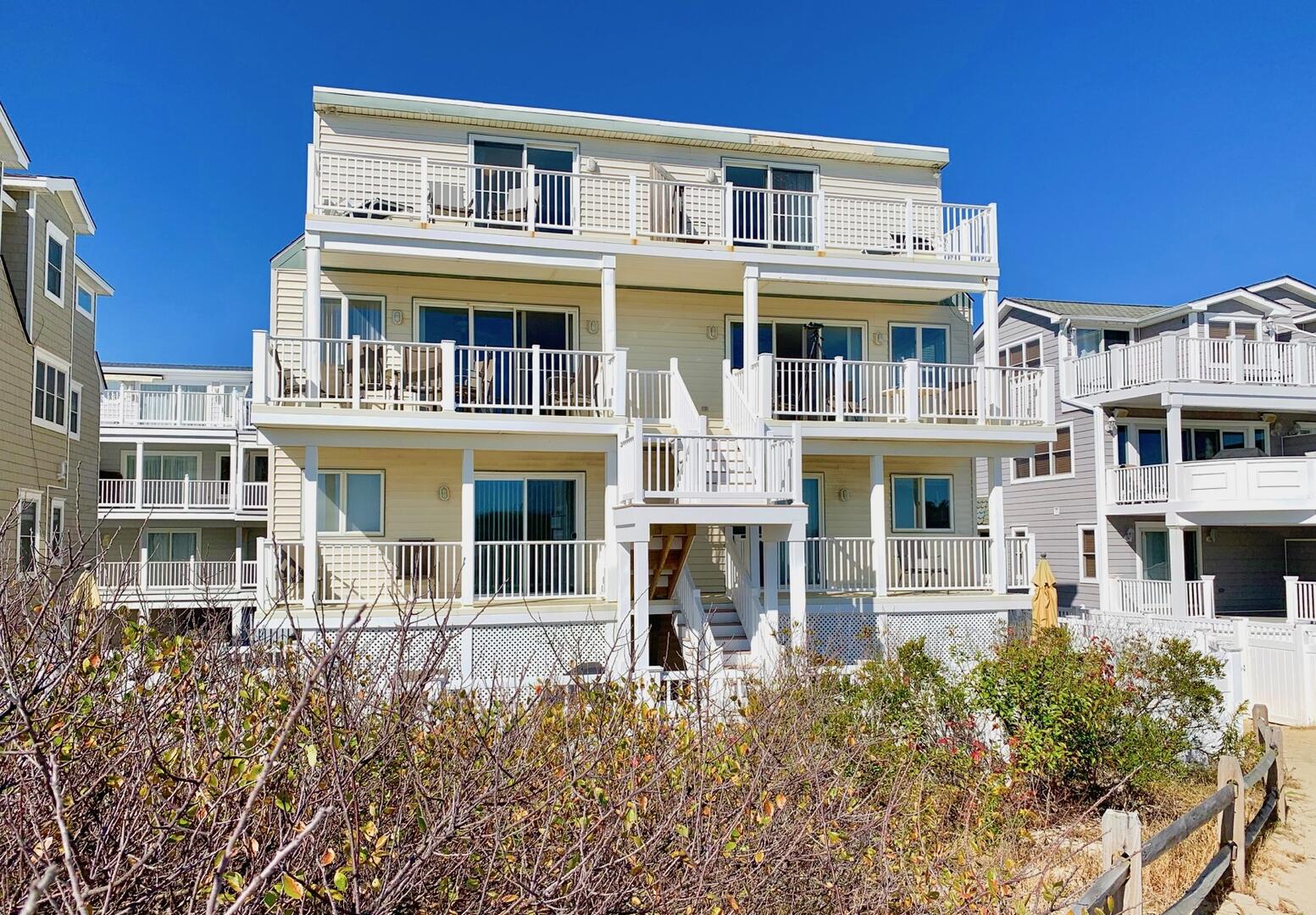 Long & Foster Vacation Rentals-6701 Pleasure Avenue North-image-1