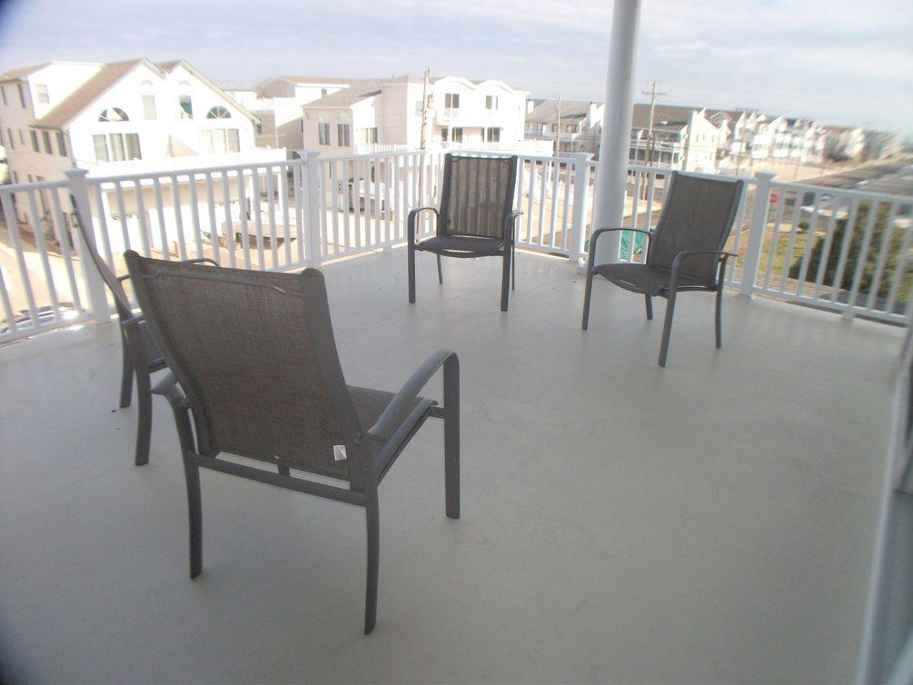 214 55th Street East | Sea Isle City, NJ | Long & Foster Vacation