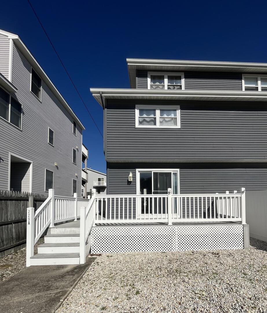 Long & Foster Vacation Rentals-229 39th Street West-image-1
