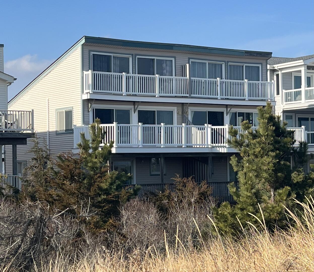 Long & Foster Vacation Rentals-7211 Pleasure Avenue South-image-1