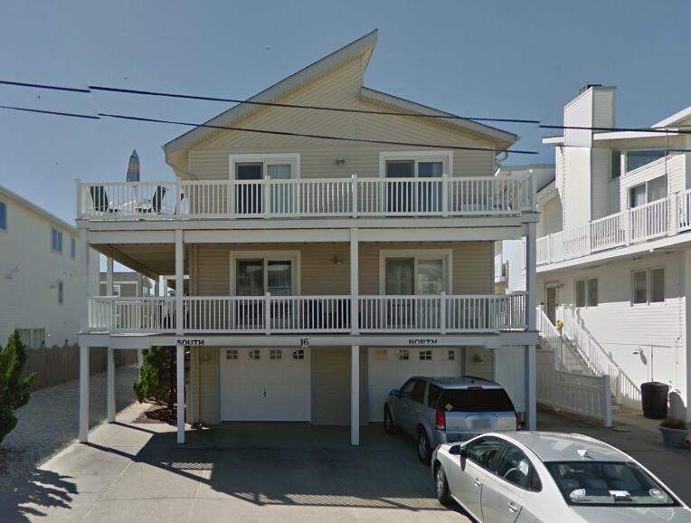 Long & Foster Vacation Rentals-16 82nd Street North-image-1