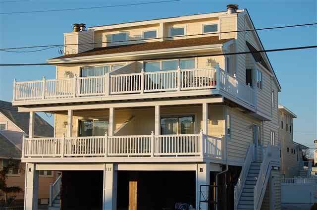 Long & Foster Vacation Rentals-117 93rd Street West-image-1