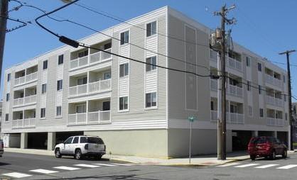 Long & Foster Vacation Rentals-26 42nd Street #107-image-1