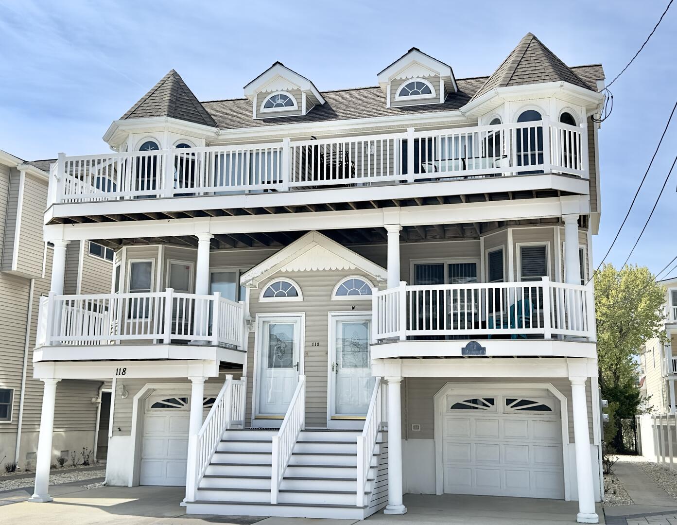 Long & Foster Vacation Rentals-118 54th Street West-image-1
