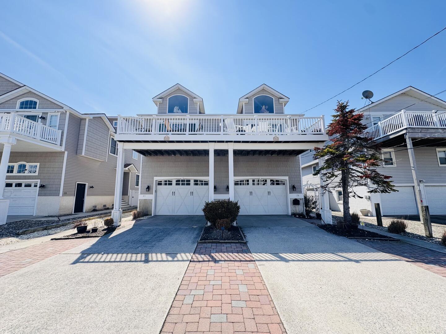 Long & Foster Vacation Rentals-222 81st Street West-image-1