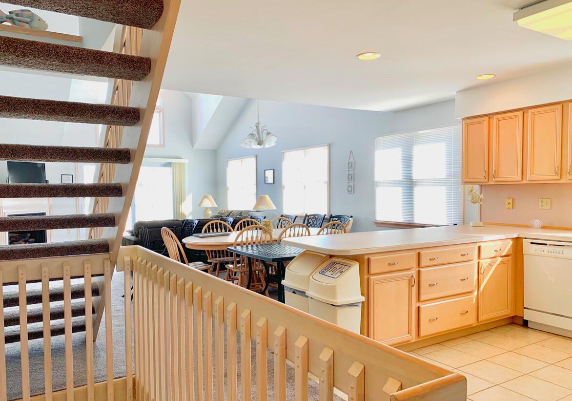 214 76th Street East | Sea Isle City, NJ | Long & Foster Vacation