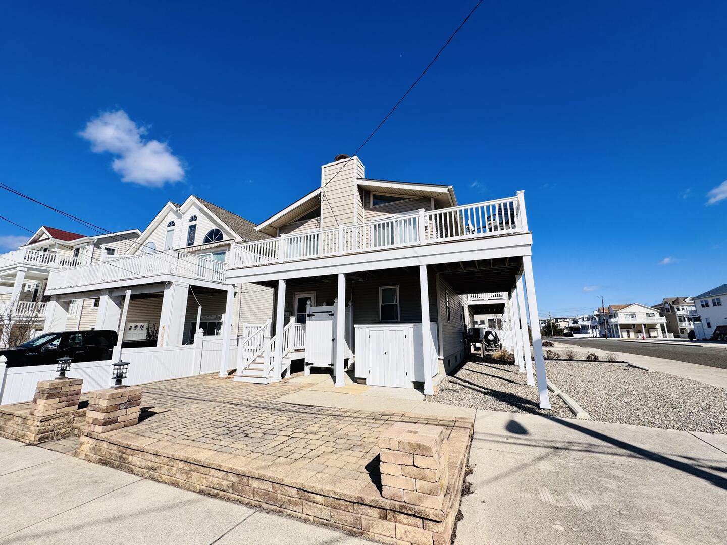 Long & Foster Vacation Rentals-301 39th Street South-image-1