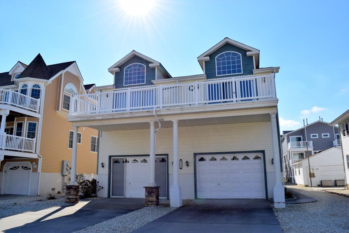 Long & Foster Vacation Rentals-126 58th Street West-image-1