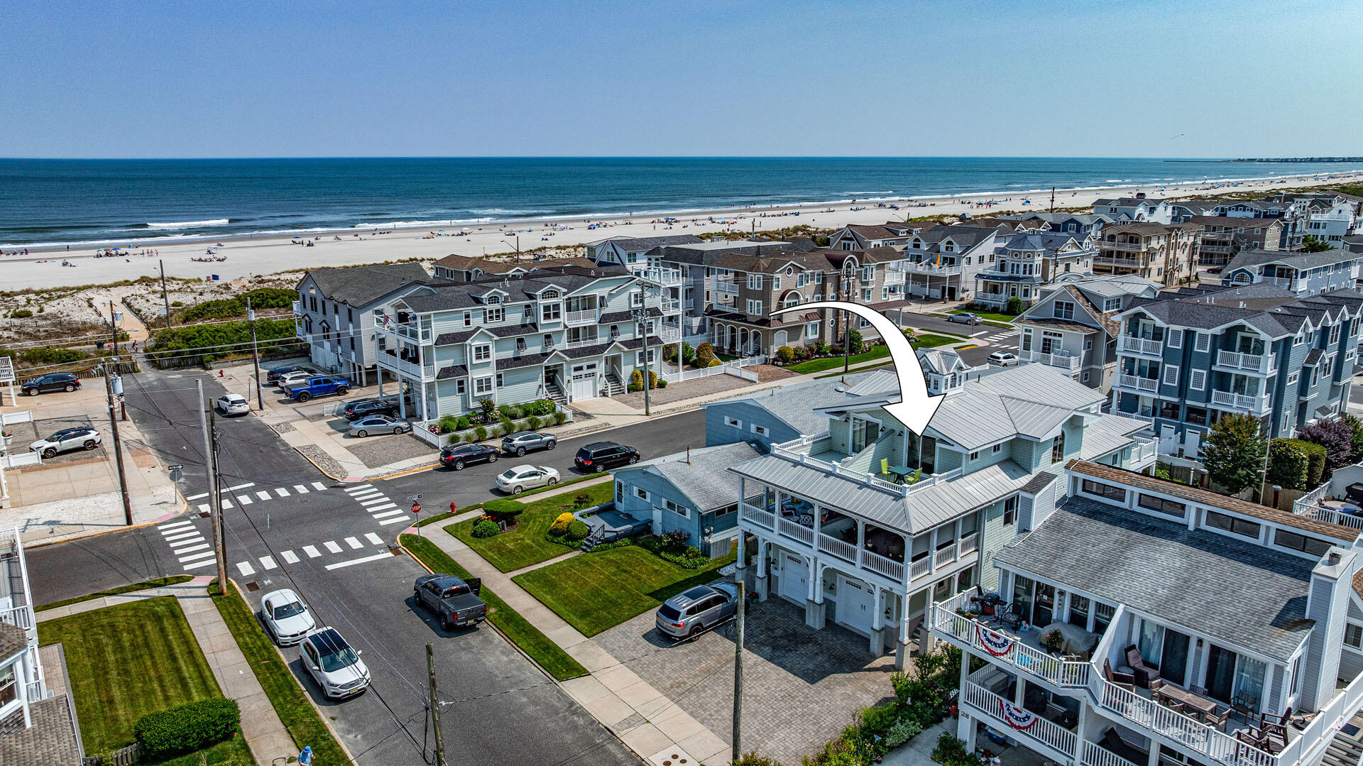 未開封☆マリオ・アゴスティーニ 運河沿いの家 26 55th Street West | Sea Isle City, NJ | Long & Foster Vacation