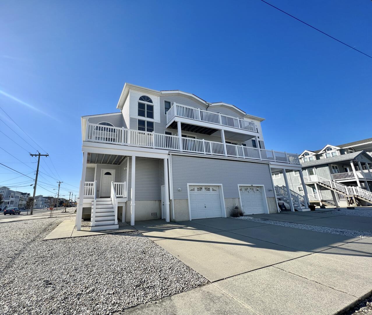 Long & Foster Vacation Rentals-5700 Central Avenue East-image-1