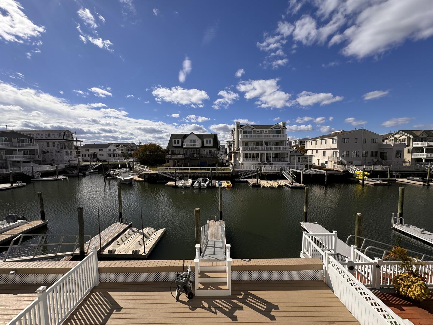 320 44th Street West | Sea Isle City, NJ | Long & Foster Vacation