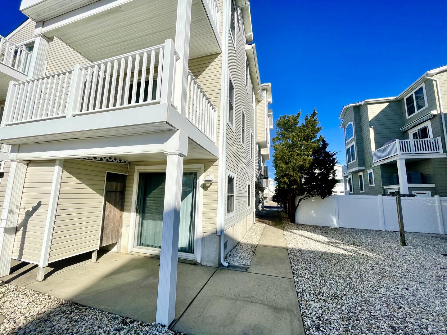 110 75th Street East Sea Isle City, NJ Long & Foster Vacation Rentals