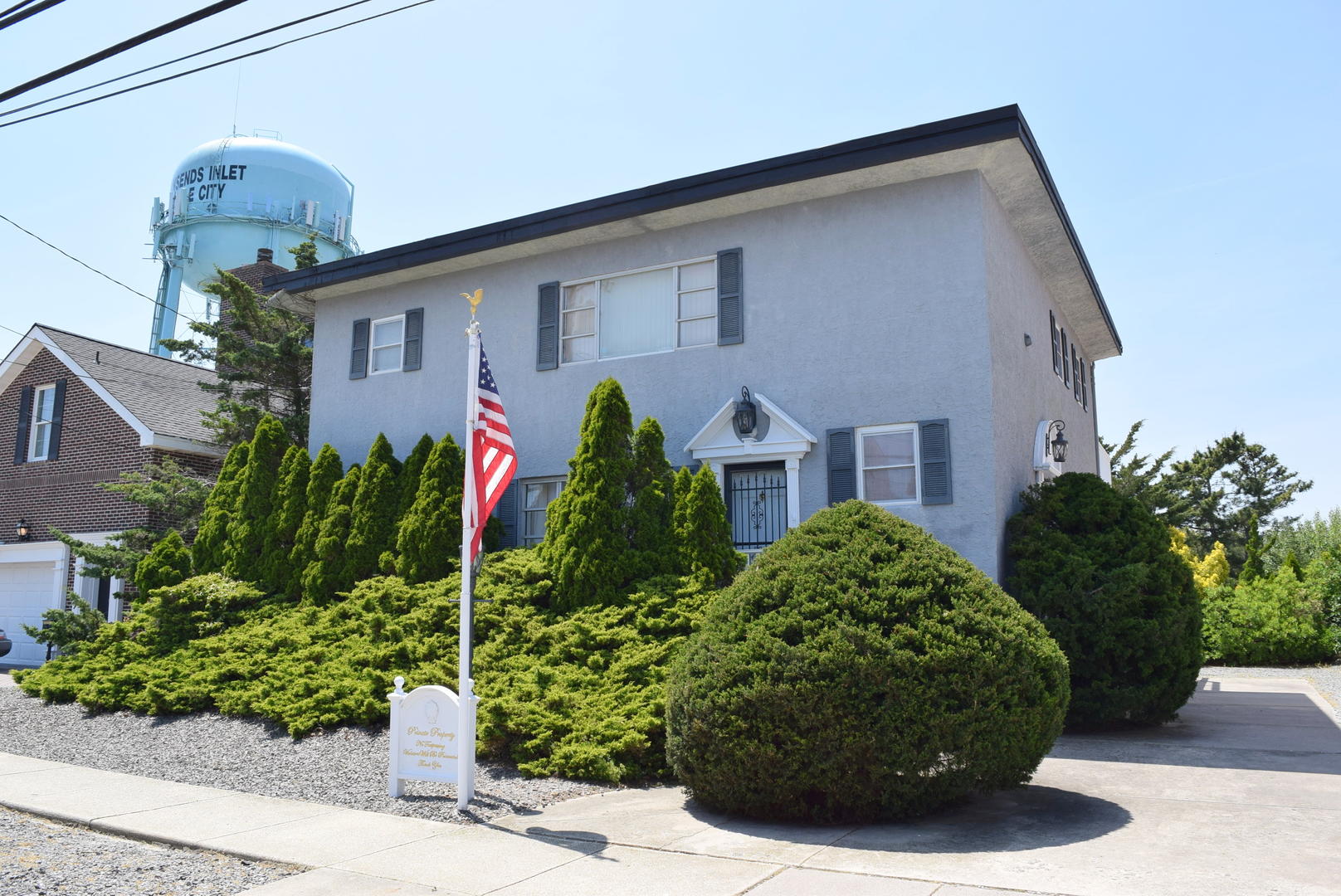 Long & Foster Vacation Rentals-7908 Central Avenue 1st Floor-image-1