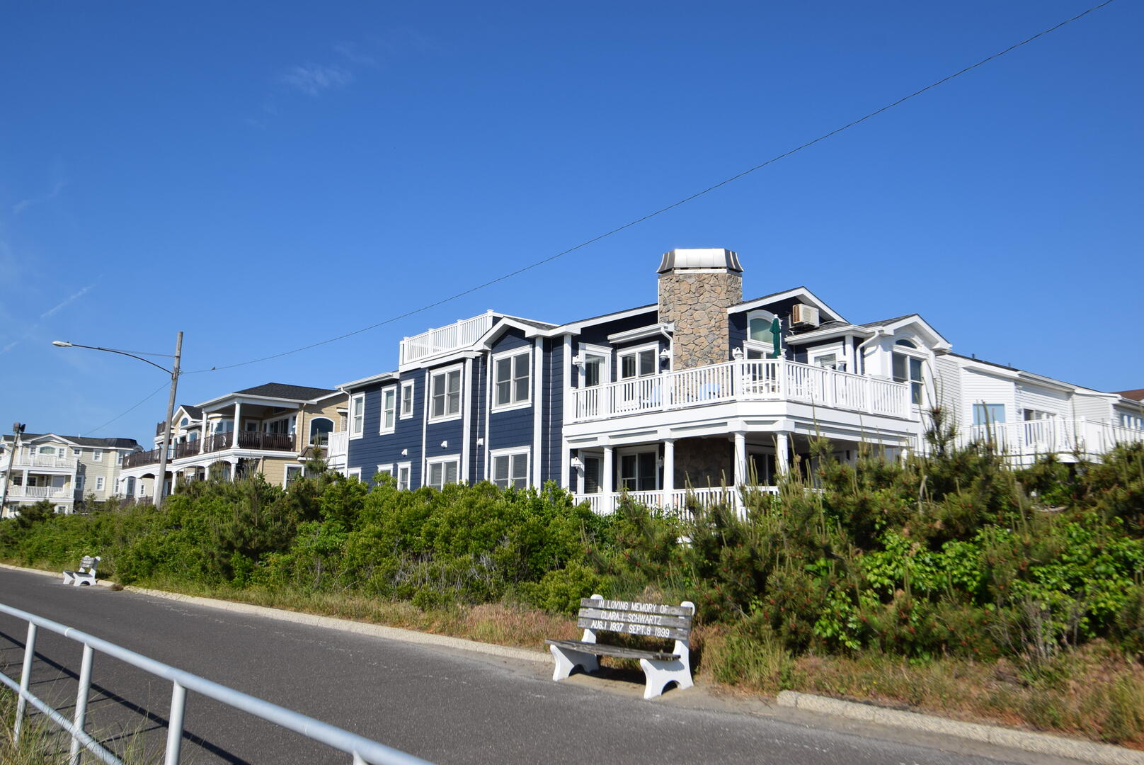 Long & Foster Vacation Rentals-10 49th Street 1st Floor-image-1