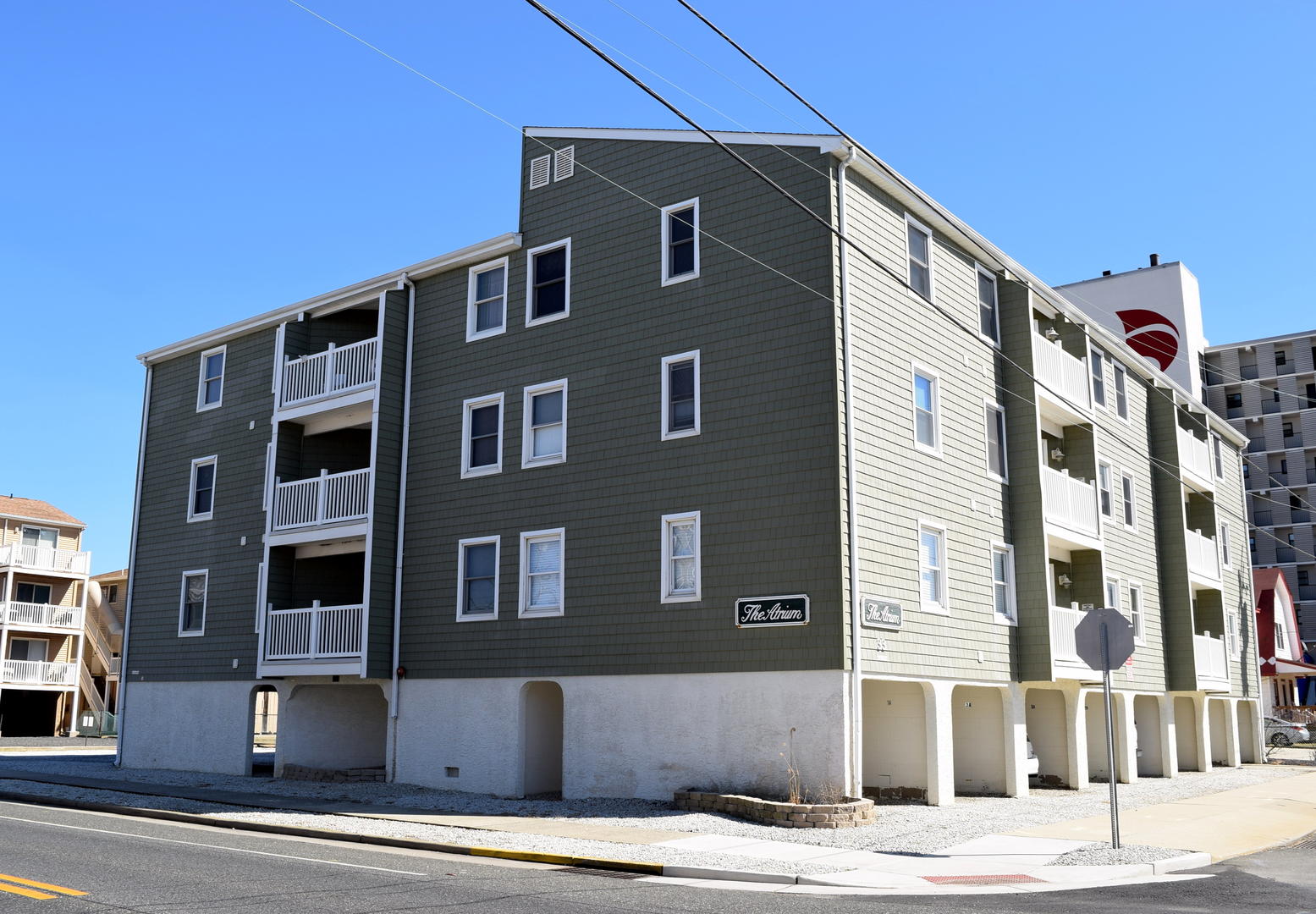 Long & Foster Vacation Rentals-33 36th Street 3A-image-1