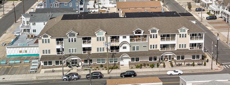 Long & Foster Vacation Rentals-5904 Landis Avenue #203-image-1