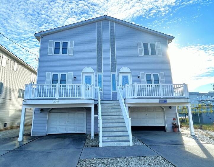 Long & Foster Vacation Rentals-3309 Landis Avenue North-image-1