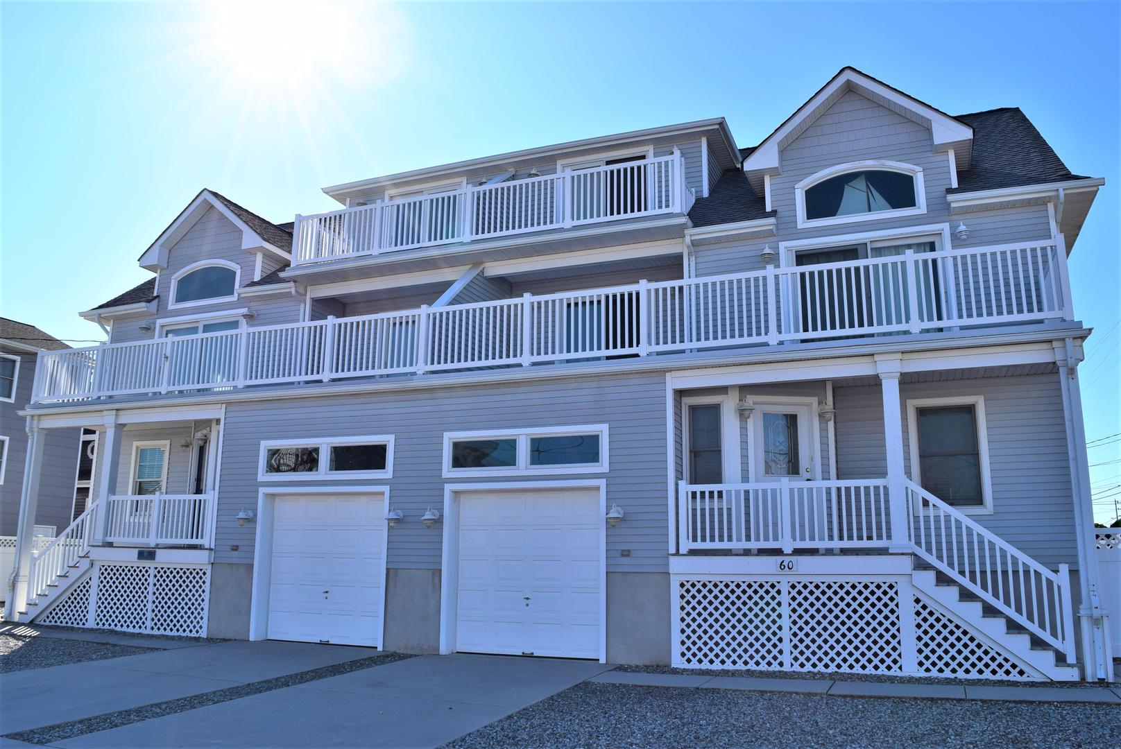 Long & Foster Vacation Rentals-60 80th Street West-image-1