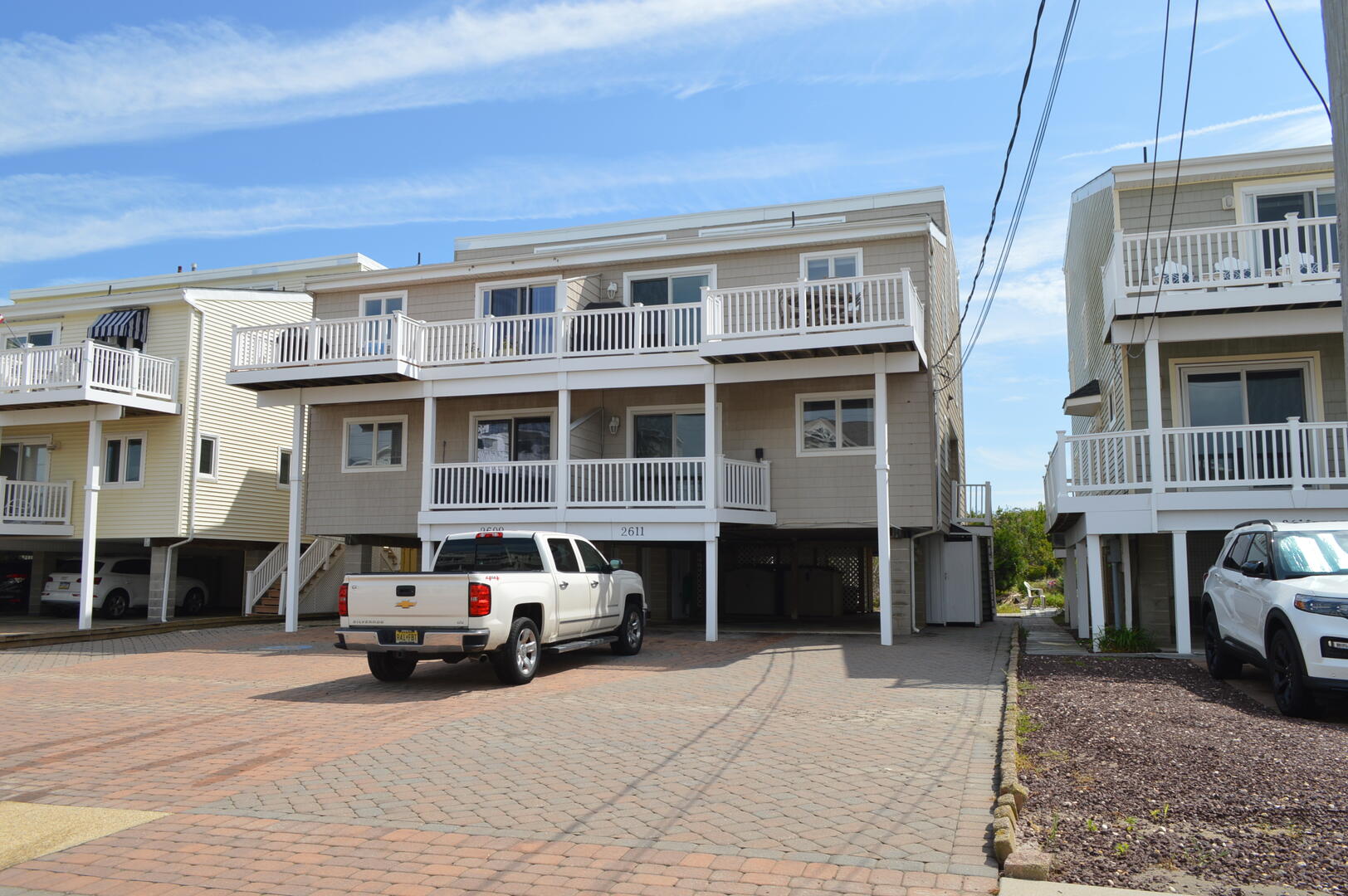 Long & Foster Vacation Rentals-2611 Landis Avenue South-image-1