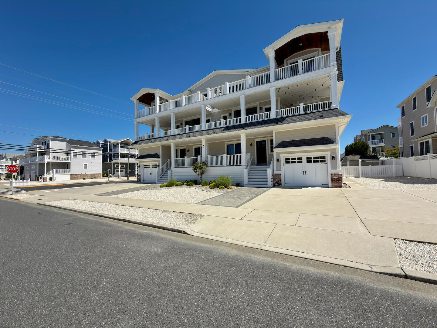 Long & Foster Vacation Rentals-41 75th Street East-image-1