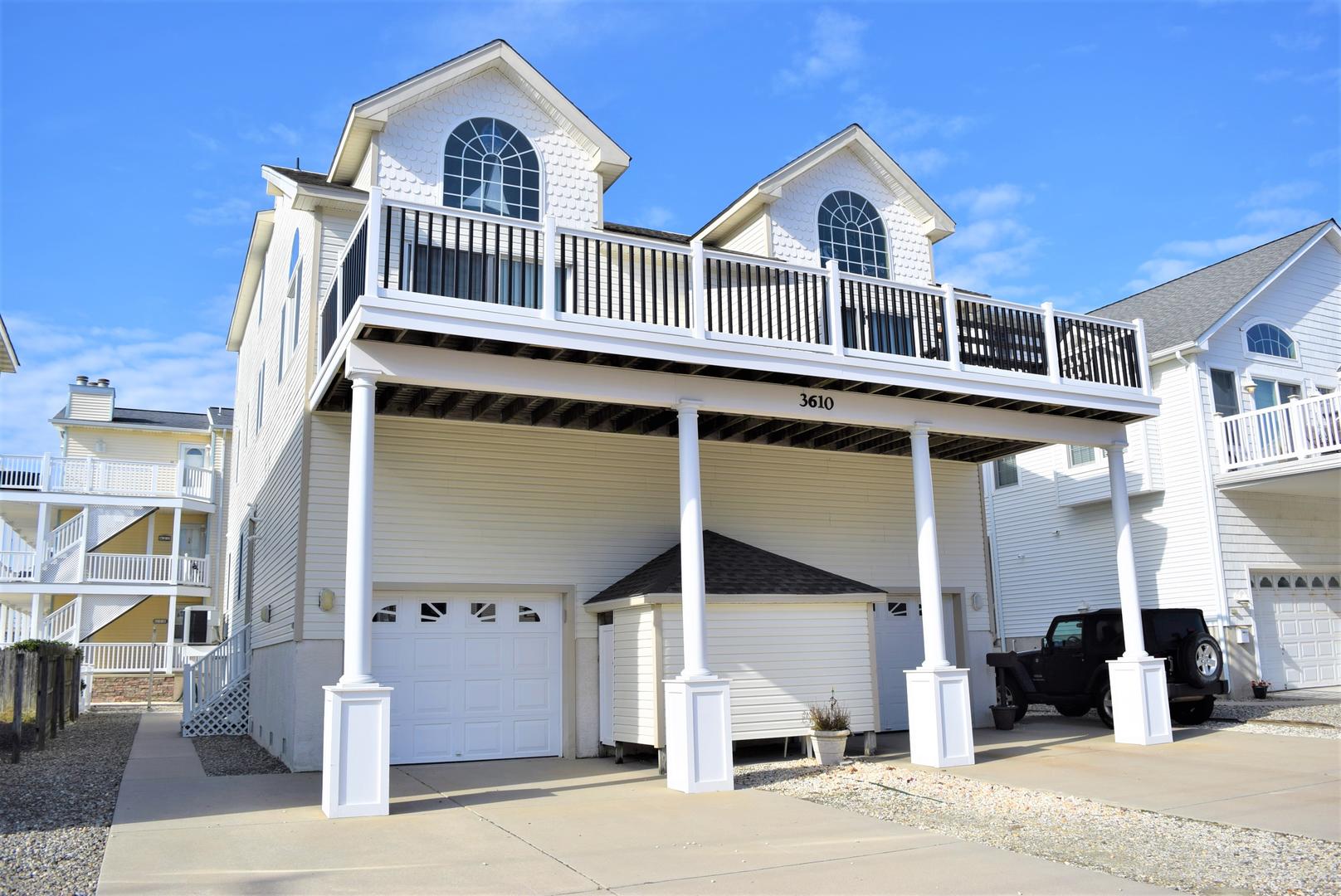 Long & Foster Vacation Rentals-3610 Landis Avenue South-image-1