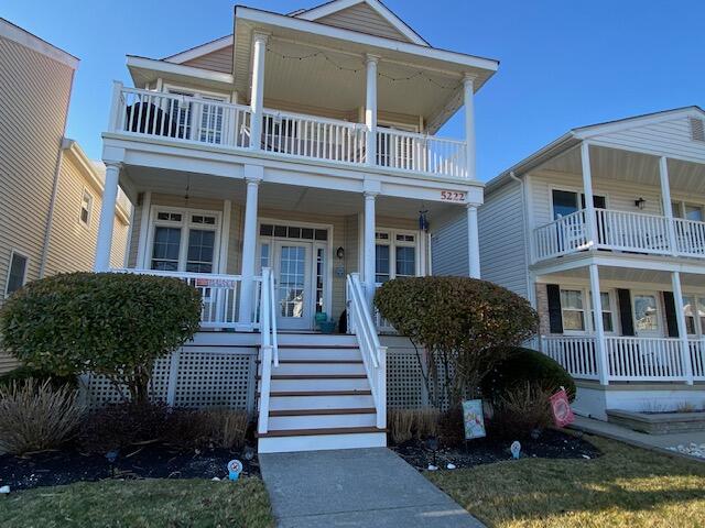 Long & Foster Vacation Rentals-5220 West Ave 1st Floor-image-1