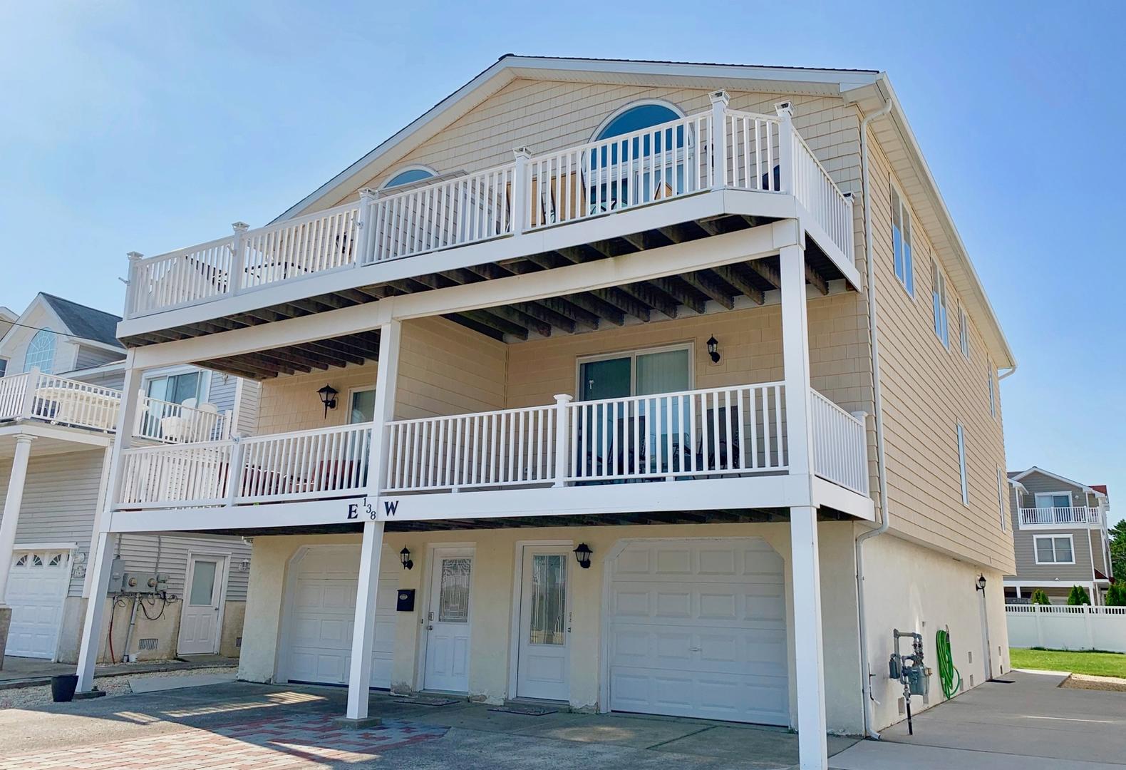 Long & Foster Vacation Rentals-138 55th Street West-image-1