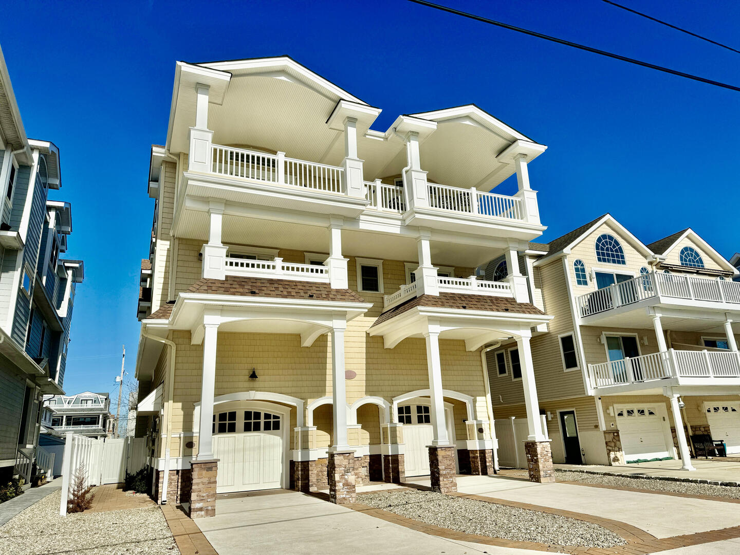 Long & Foster Vacation Rentals-113 51st Street West-image-1