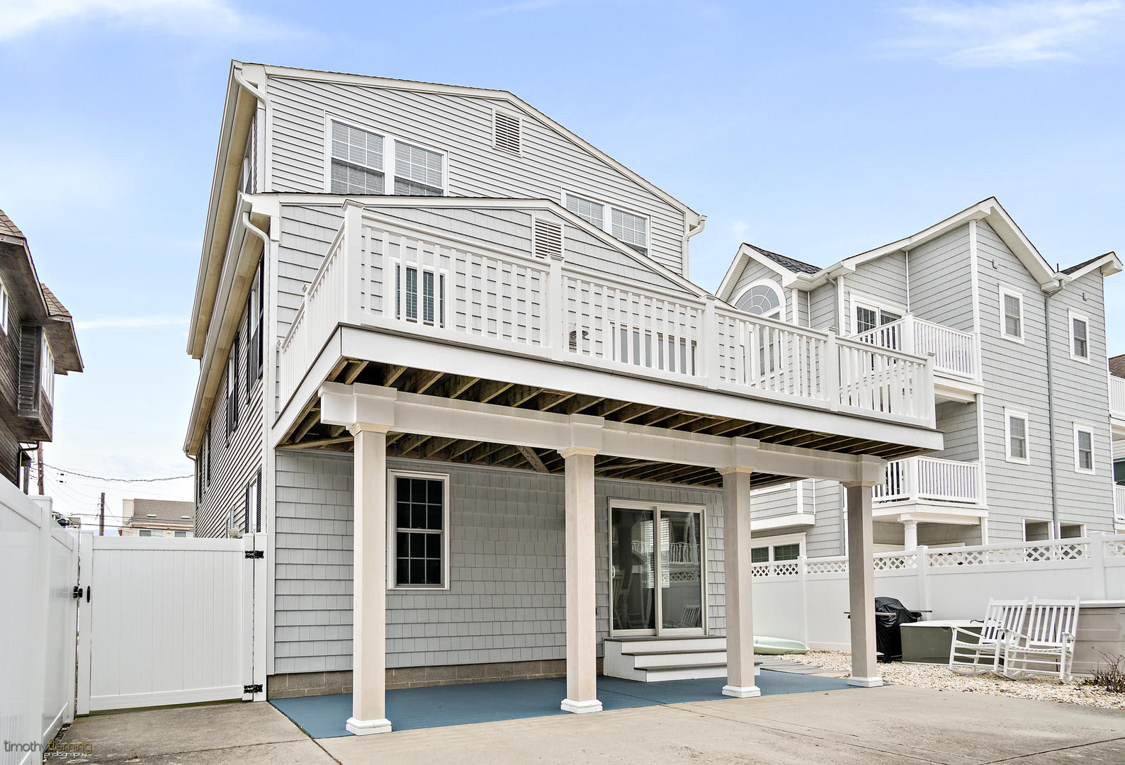 Long & Foster Vacation Rentals-36 79th Street South-image-1