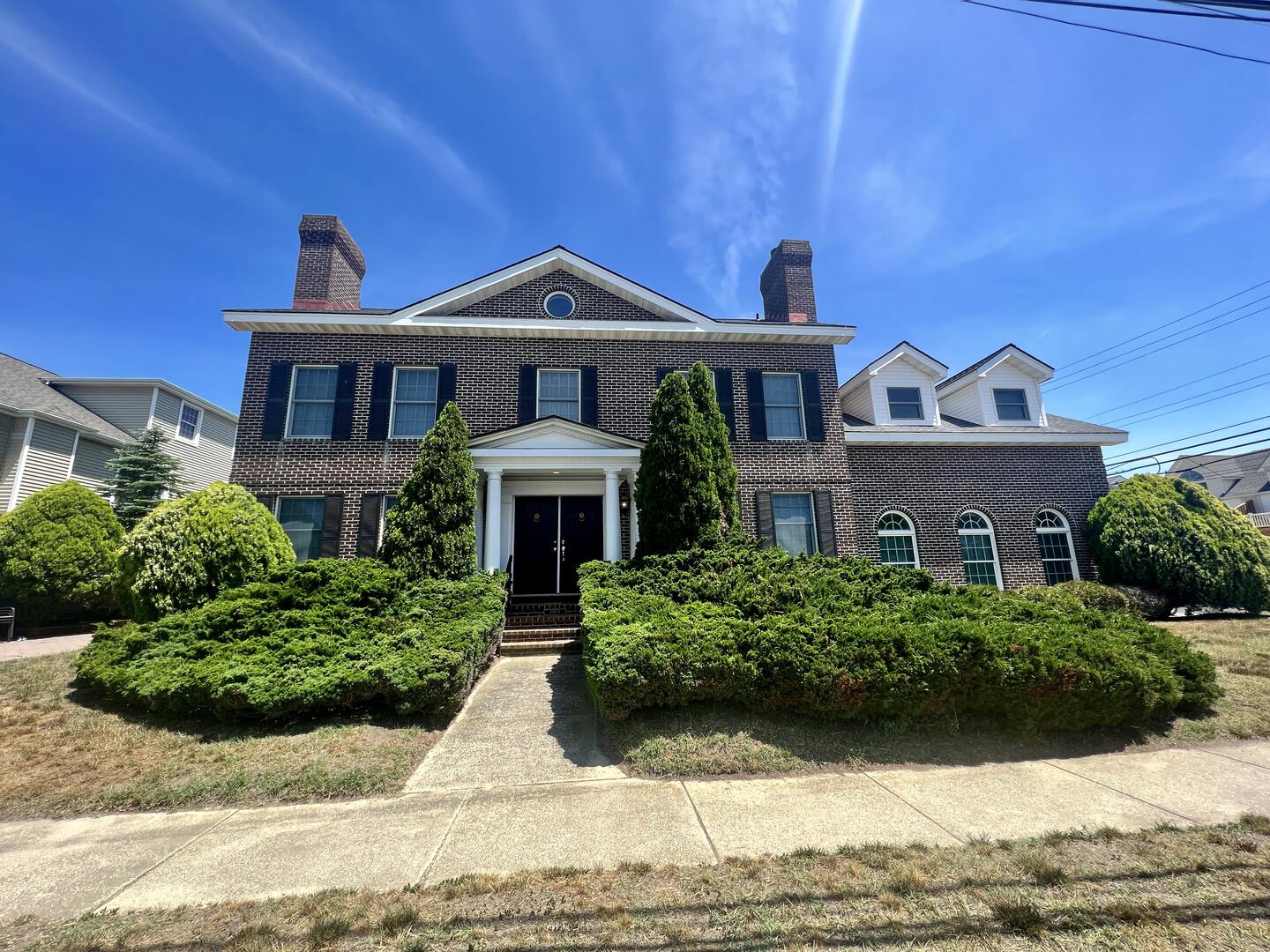 Long & Foster Vacation Rentals-7922 Central Avenue 1st floor-image-1