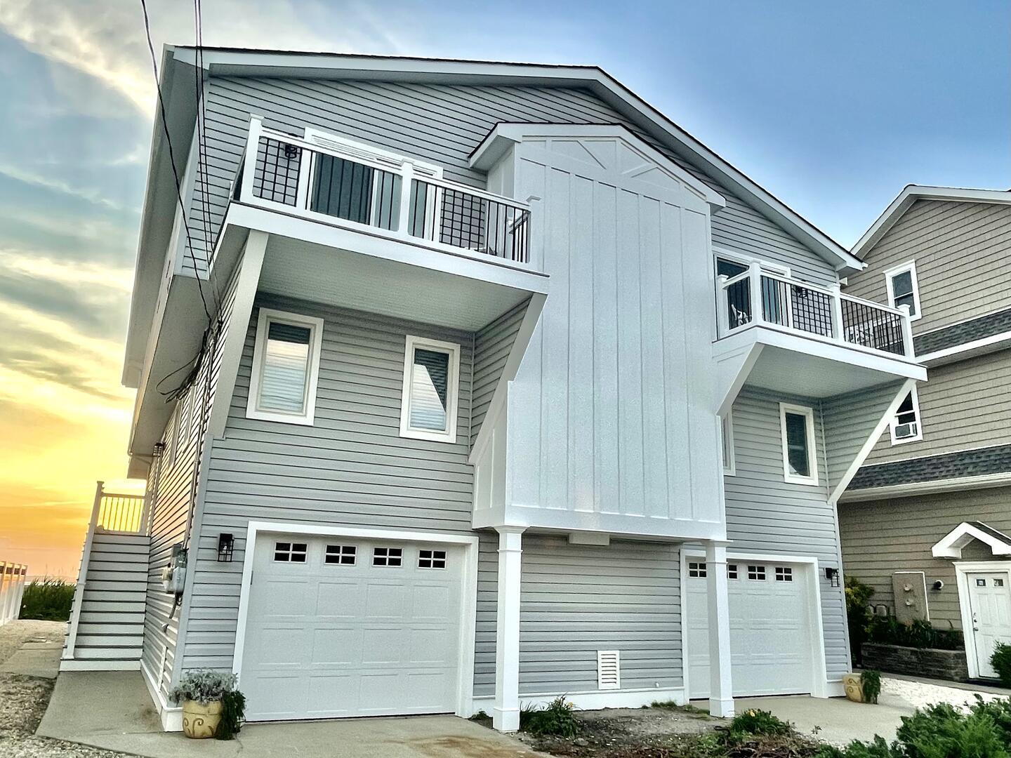 Long & Foster Vacation Rentals-7204 Central Avenue South-image-1