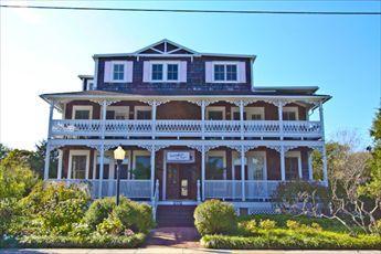 Long & Foster Vacation Rentals-202 Ocean Avenue Unit 4-image-1