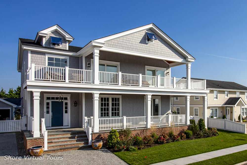 Long & Foster Vacation Rentals-11910 Third Avenue-image-1