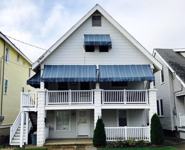 Long & Foster Vacation Rentals-846 St James Place, 2nd Floor-image-1