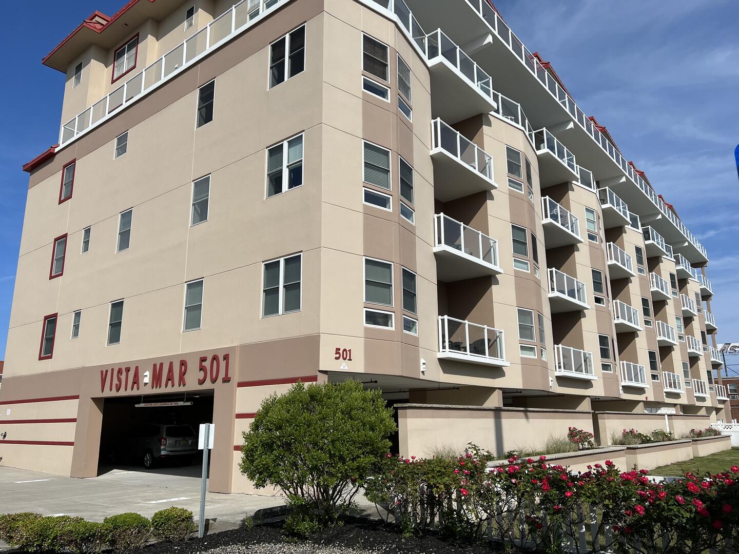 Long & Foster Vacation Rentals-501 E Stockton Ave - Unit 104-image-1