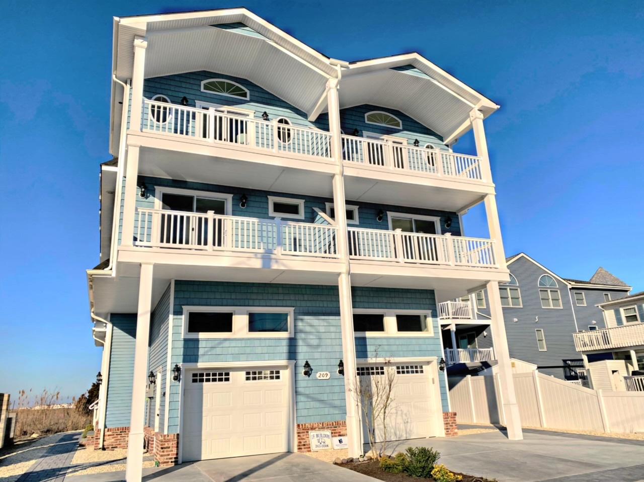 Long & Foster Vacation Rentals-209 75th Street West-image-1